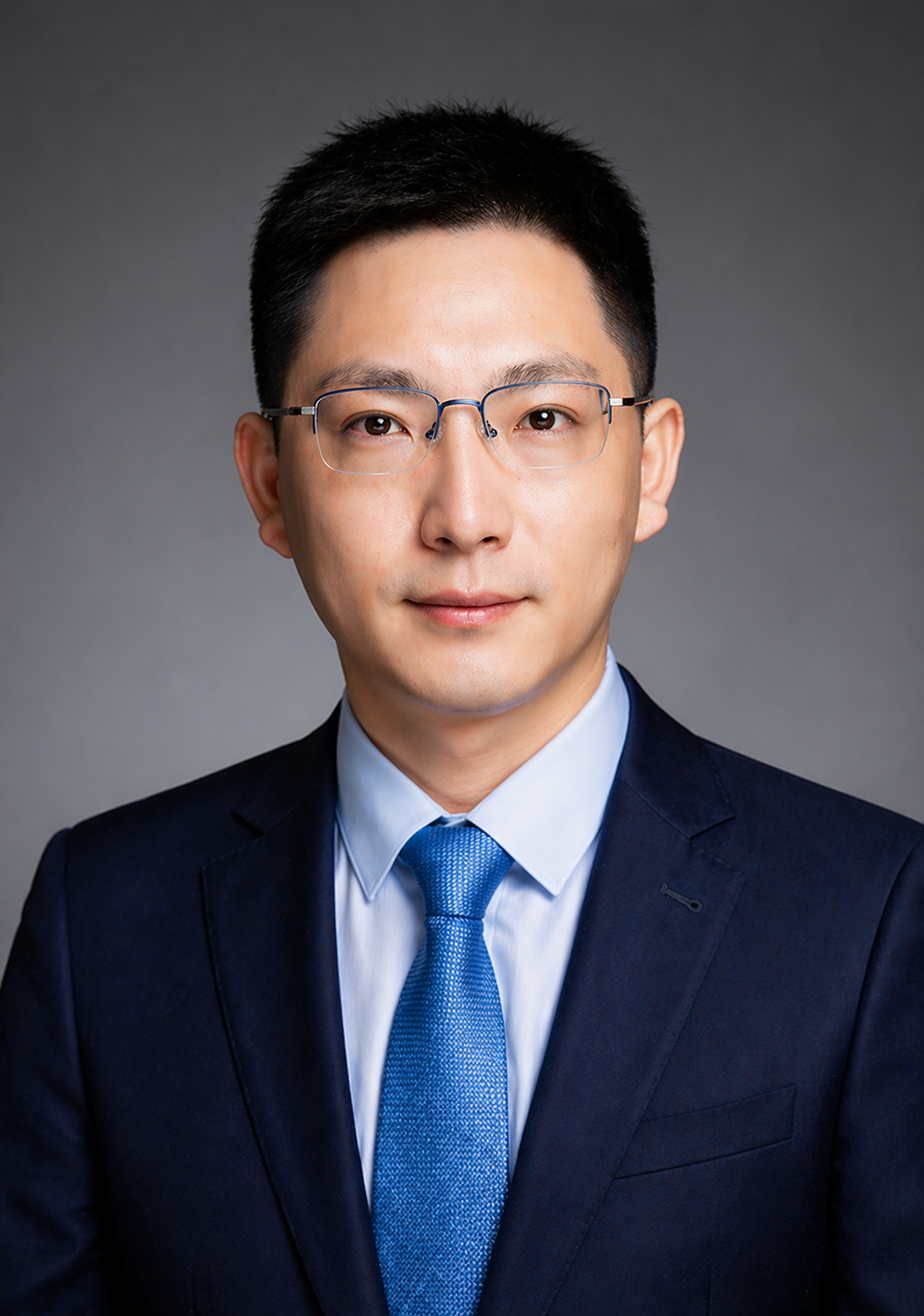 秦生宇律师职业照片